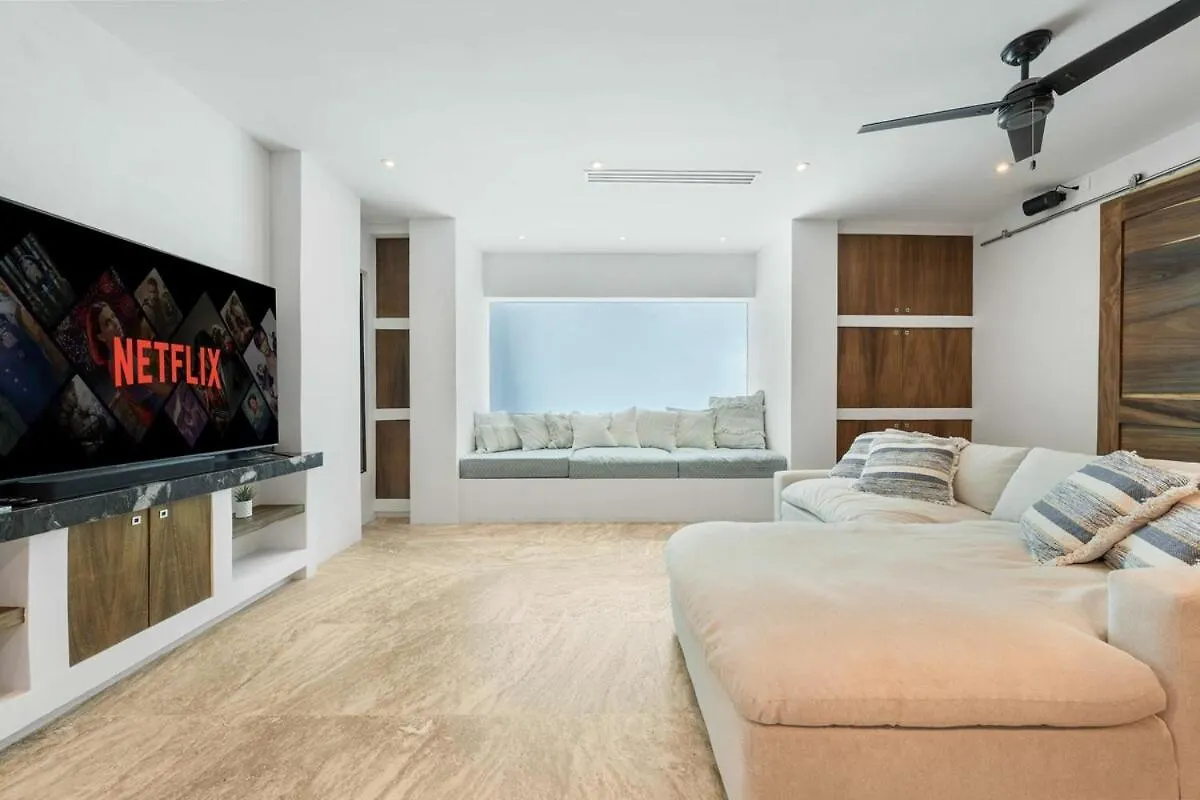 Spectacular New Oceanfront Villa Isla Mujeres