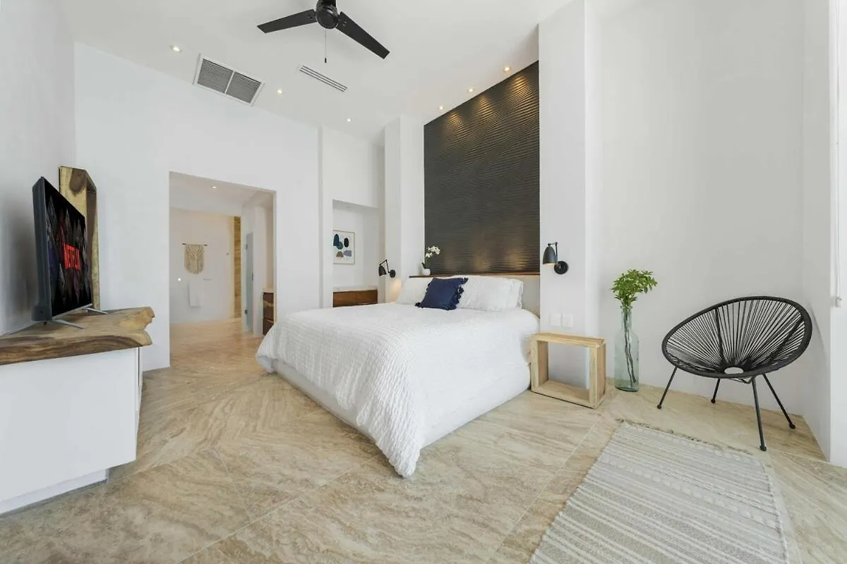 Spectacular New Oceanfront Villa Isla Mujeres