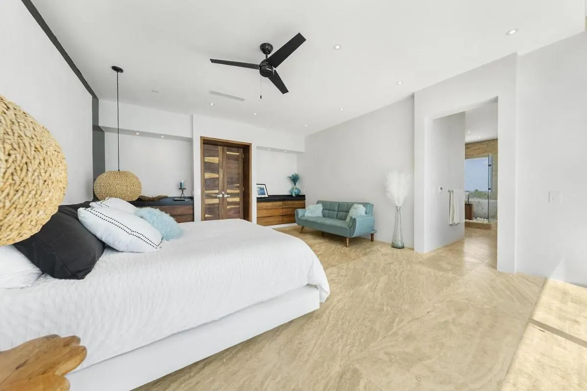 Spectacular New Oceanfront Villa Isla Mujeres Μεξικό