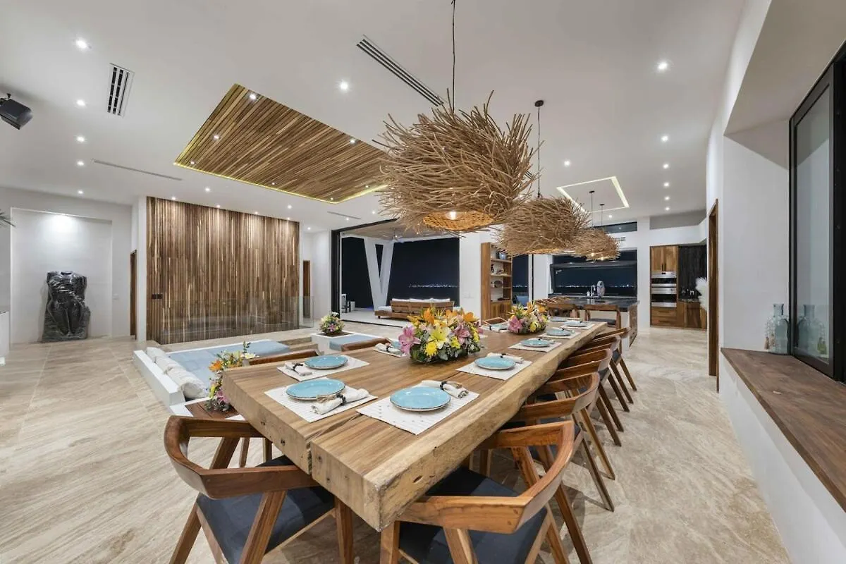Spectacular New Oceanfront Villa Isla Mujeres