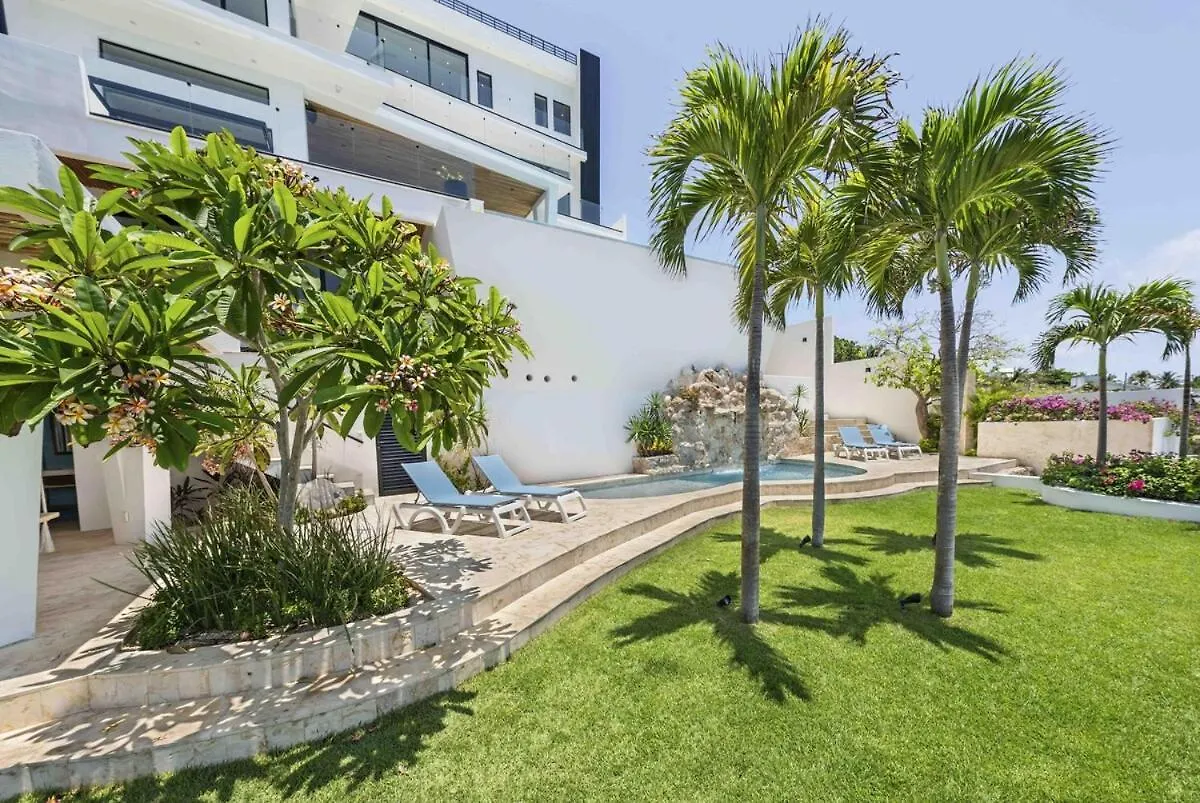 Spectacular New Oceanfront Villa Isla Mujeres 0*,  Μεξικό